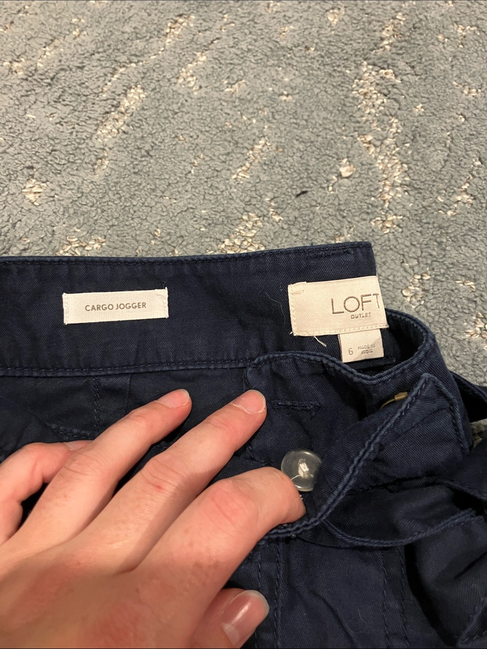 LOFT Cargo Jogger Navy Size 6 - Picture 3 of 5